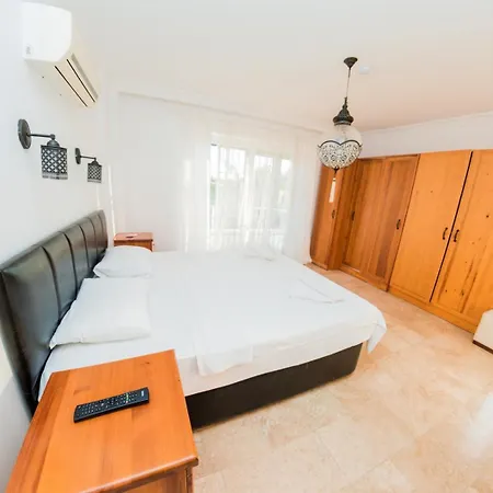 Defne, Walking Distance To Beach, 4 Bedroom, Fully Private Pool Area * Fethiye